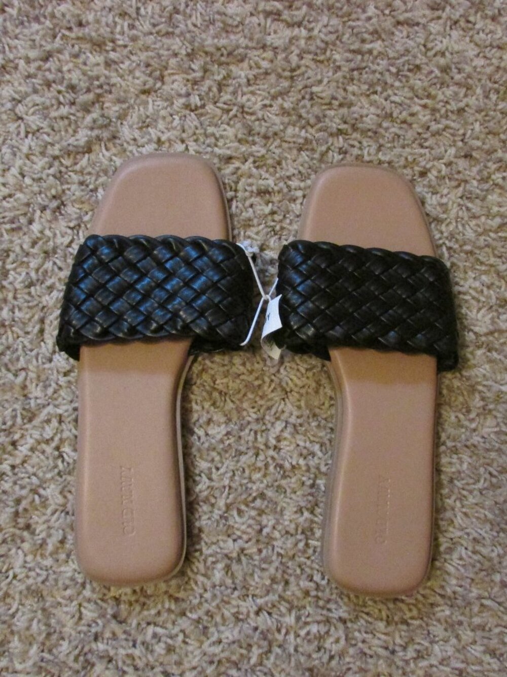 NWT Old Navy 7 Slide Sandals Black Woven Straps Flats
